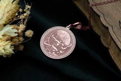 Atlas Pendant