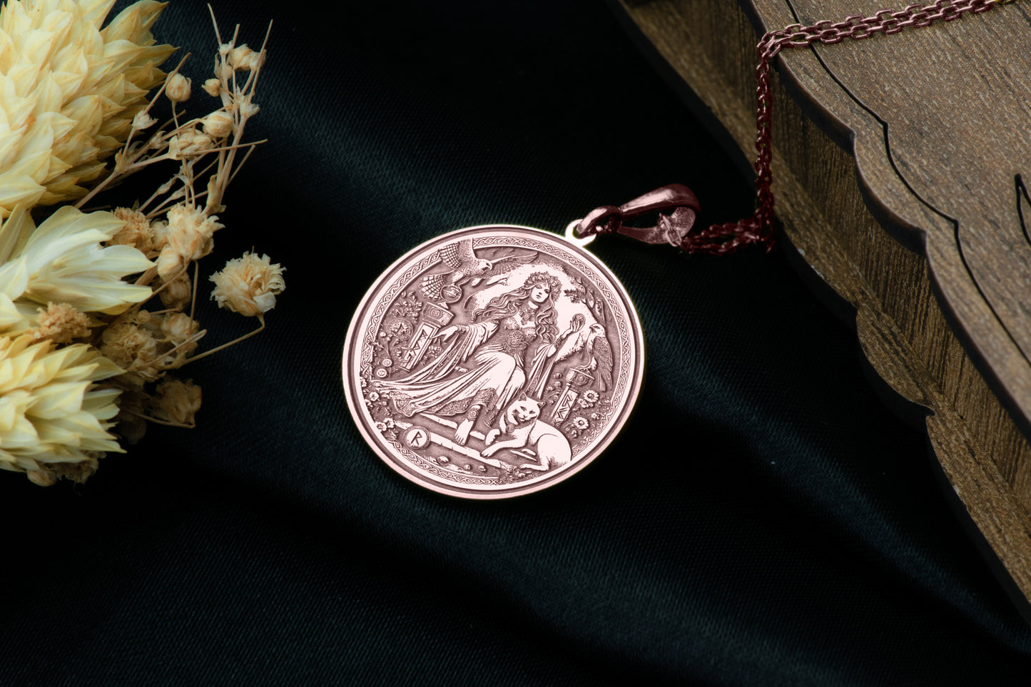 Freyja Pendant