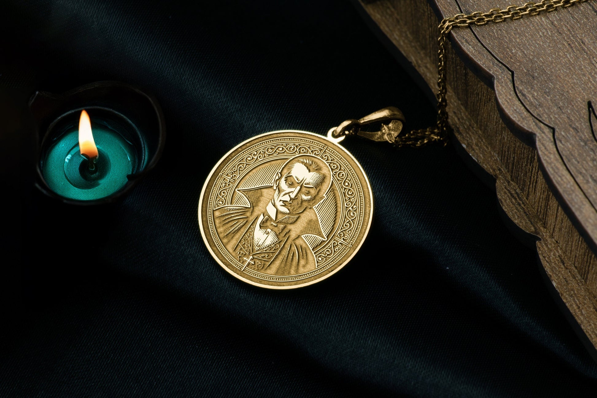 Dracula Medallion Necklace: Gothic Vampire Pendant, Bloodlust Charm