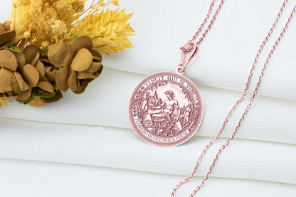 Latin Motto Necklace: 'Vincit Qui Se Vincit' Pendant