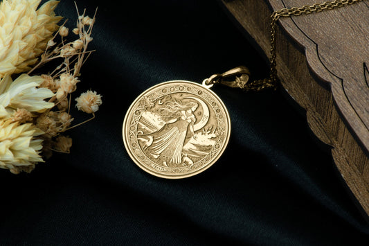Freyja Pendant Necklace