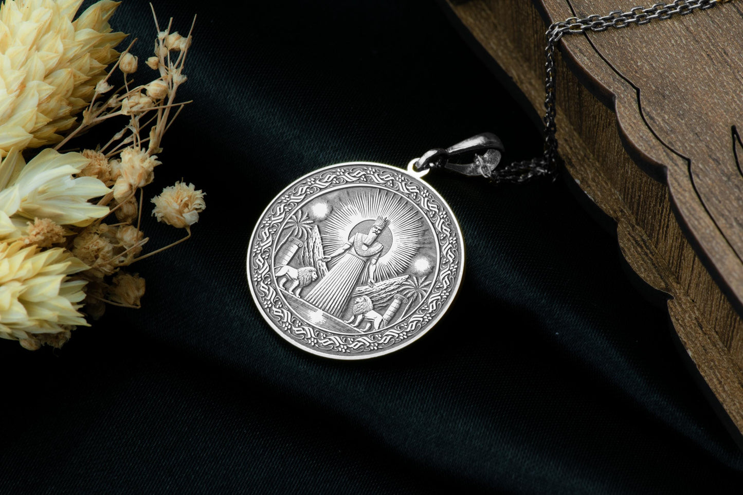 Utu Pendant: Sumerian Sun God Necklace, Celtic Tree Amulet, Truth Talisman, Shamash Charm