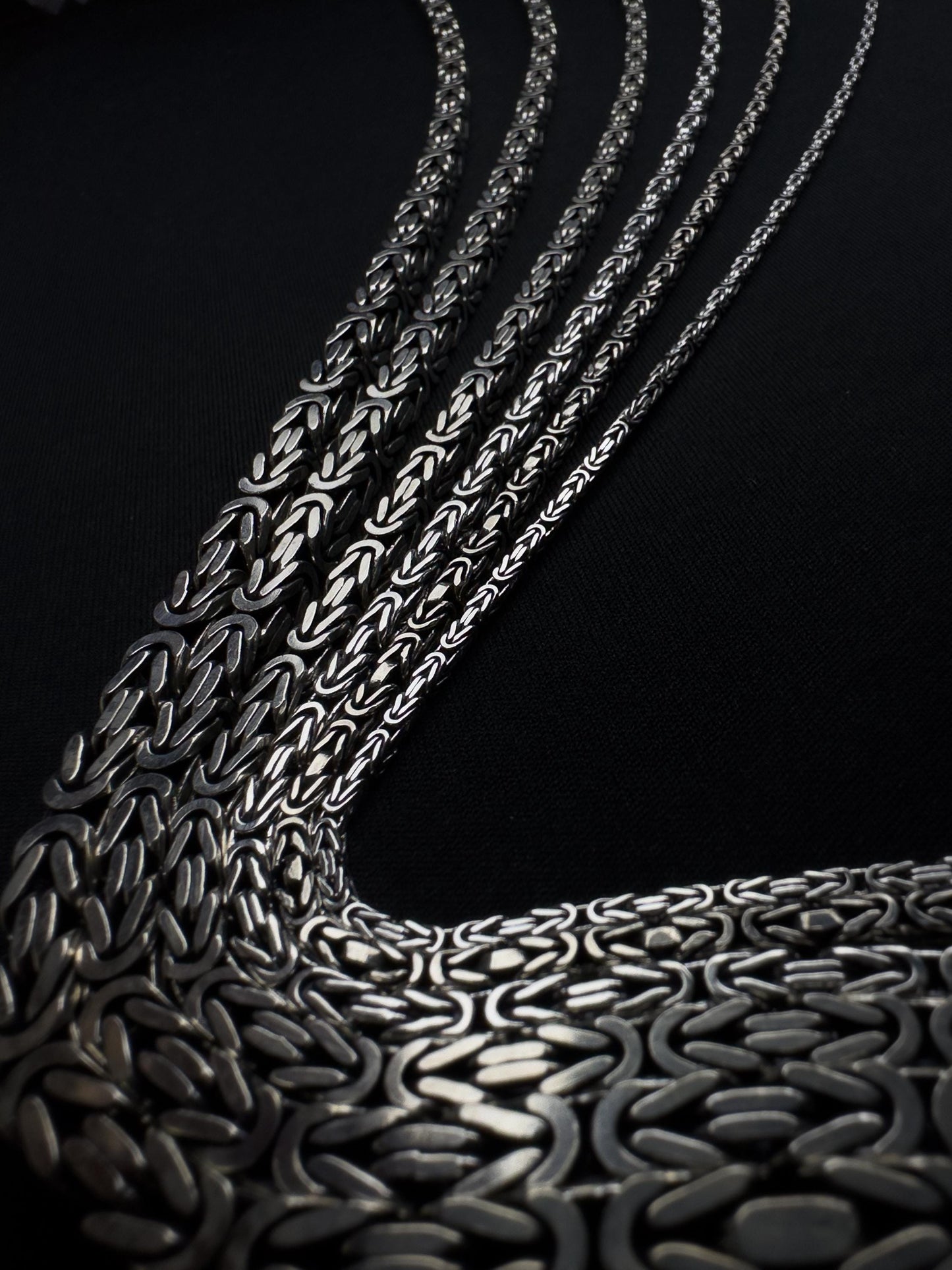 Byzantine Square Chain: Silver King Necklace 2mm