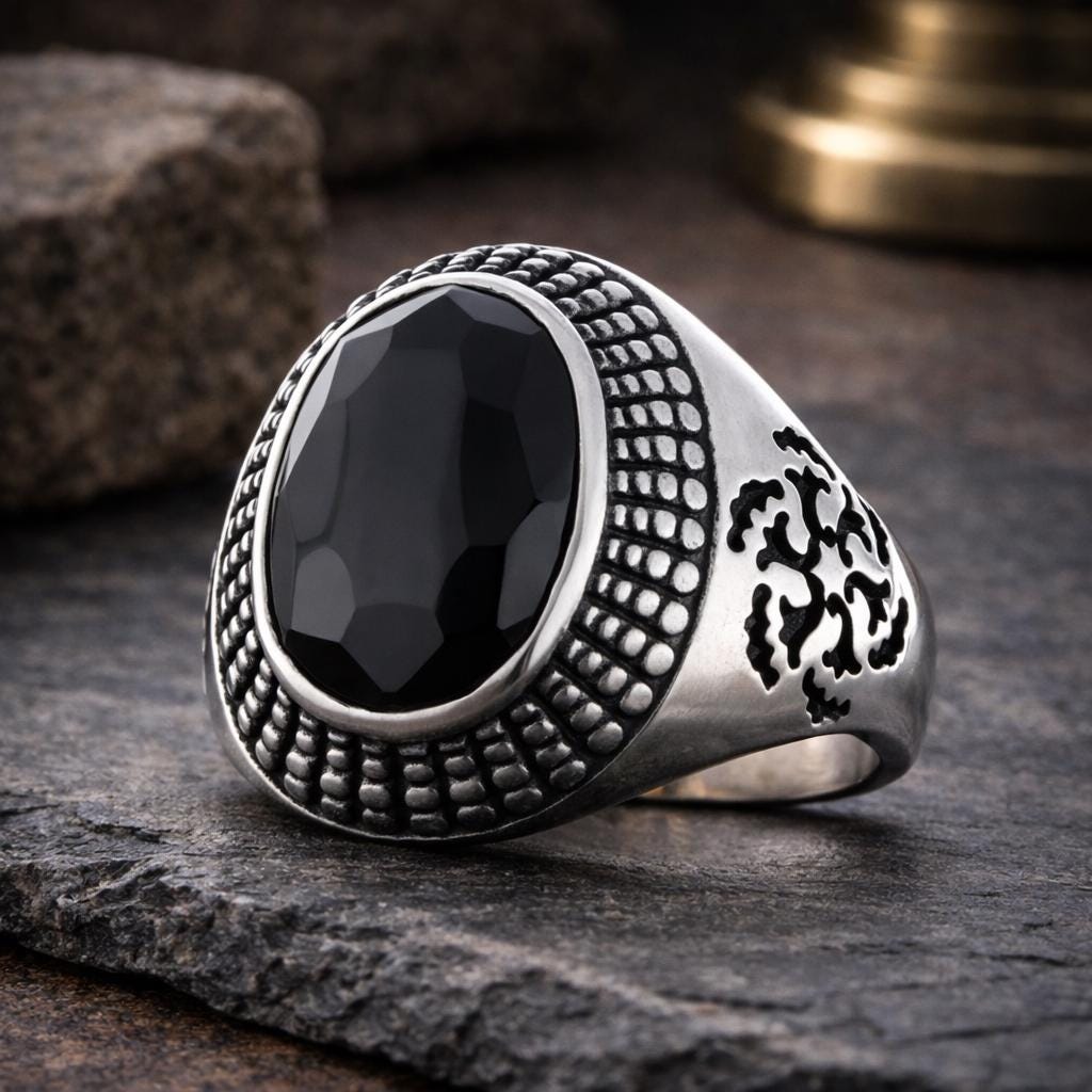 Motif Edges Silver Men Ring: Geometric Statement Ring with Bold Masculine Design