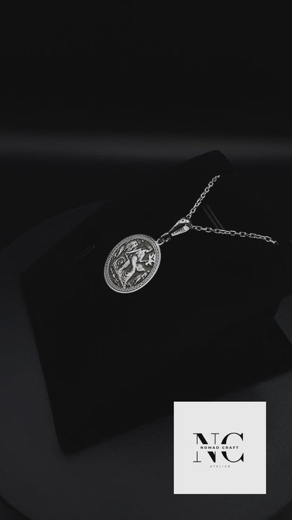 Clio Pendant